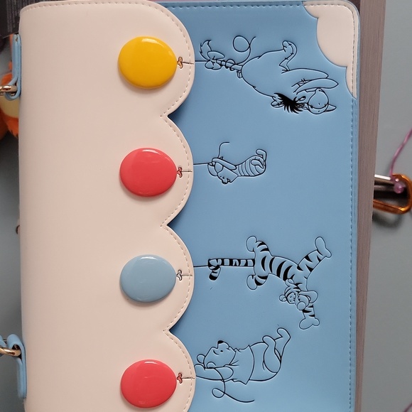 Danielle Nicole Winnie the Pooh Crossbody - Picture 7 of 7